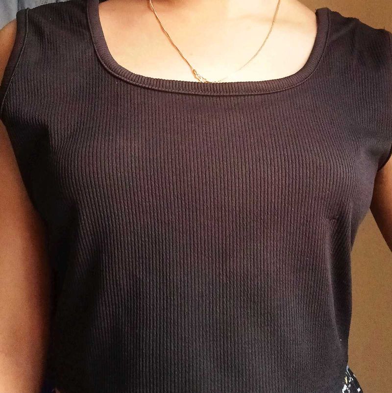 Ribbed Cap Sleeve Top