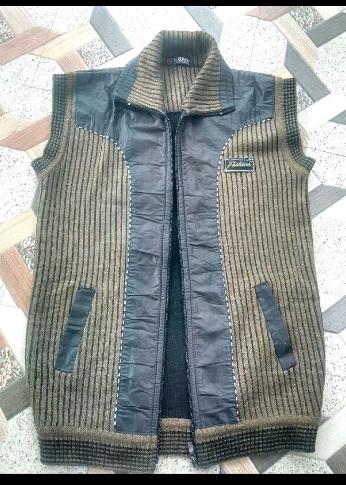 Men's Sleeveless Zipper Jacket