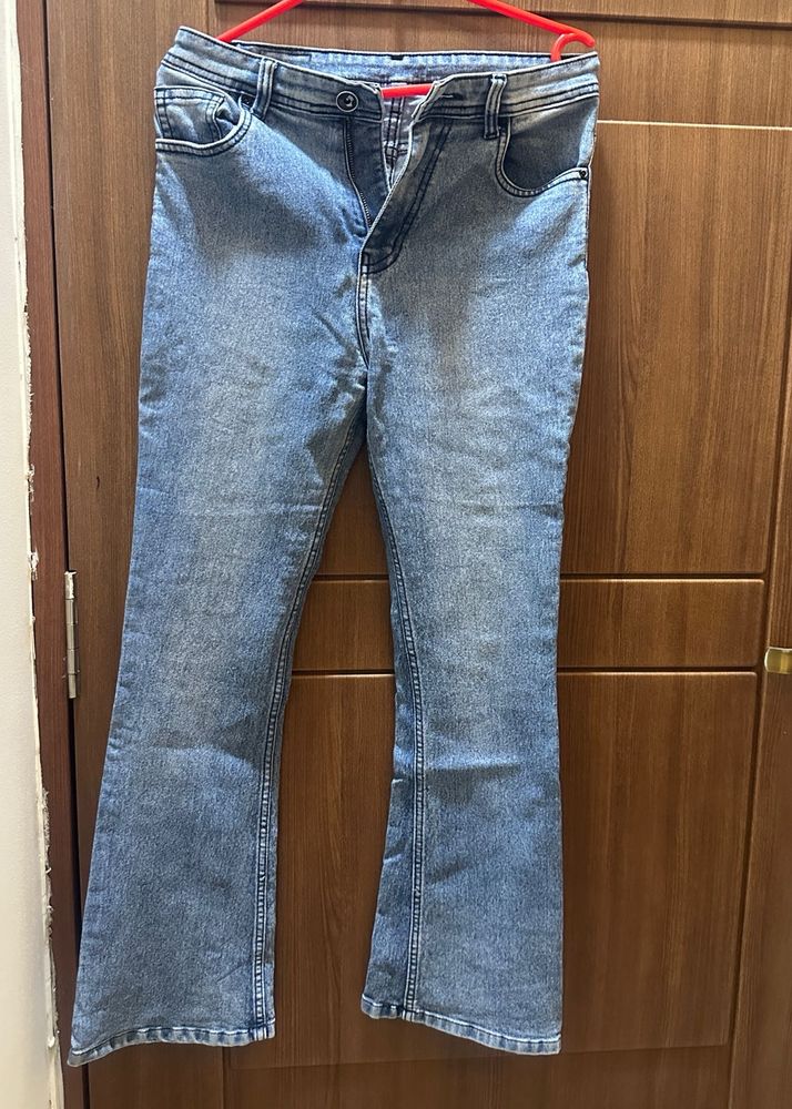 Bootcut Jeans