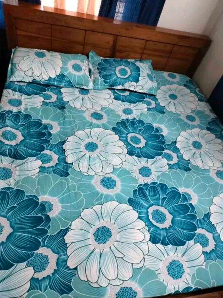 Floral Print Bedsheet Set
