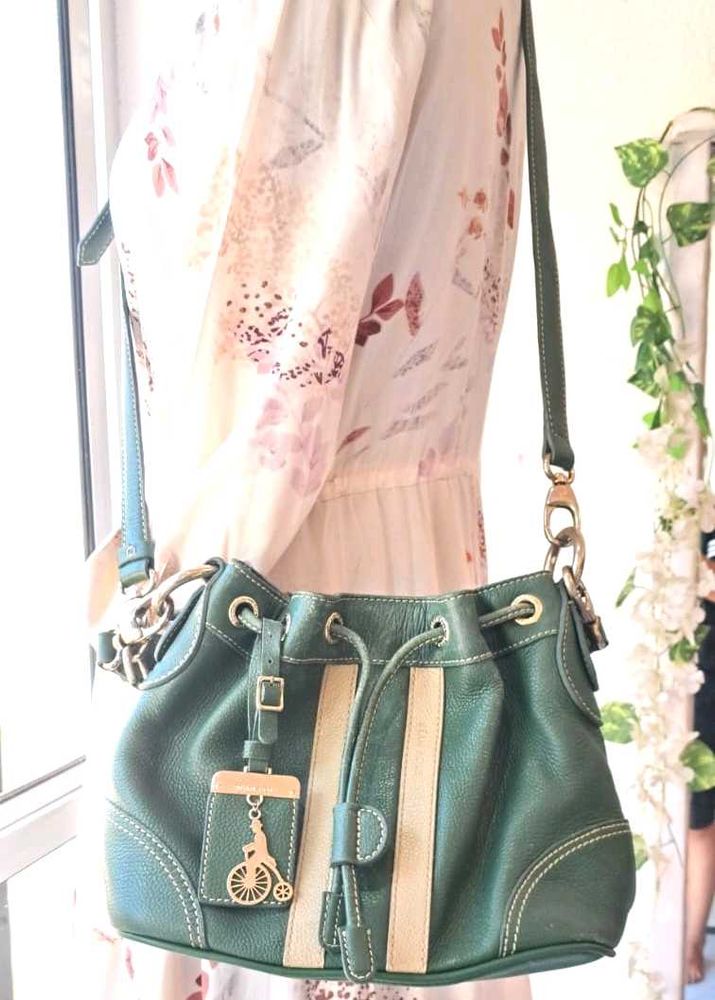 Bean pole Green Handbag &amp; Shoulder Bag