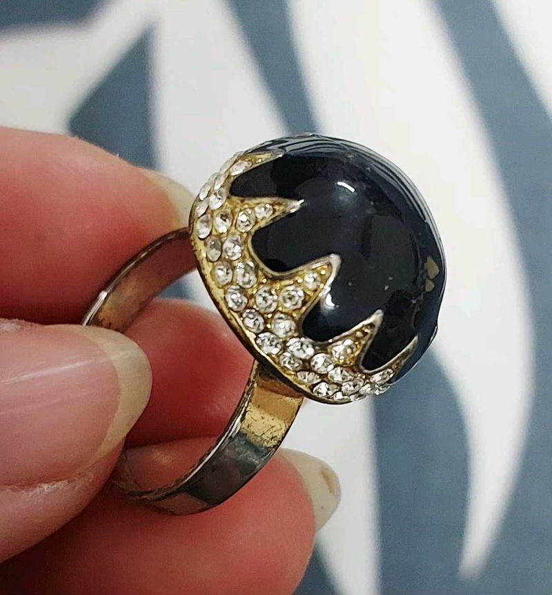 Elegant Black Gemstone Ring with CZ Accents