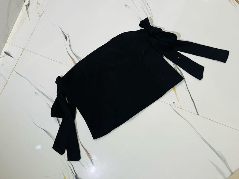 Chic Black Tie-Sleeve Top