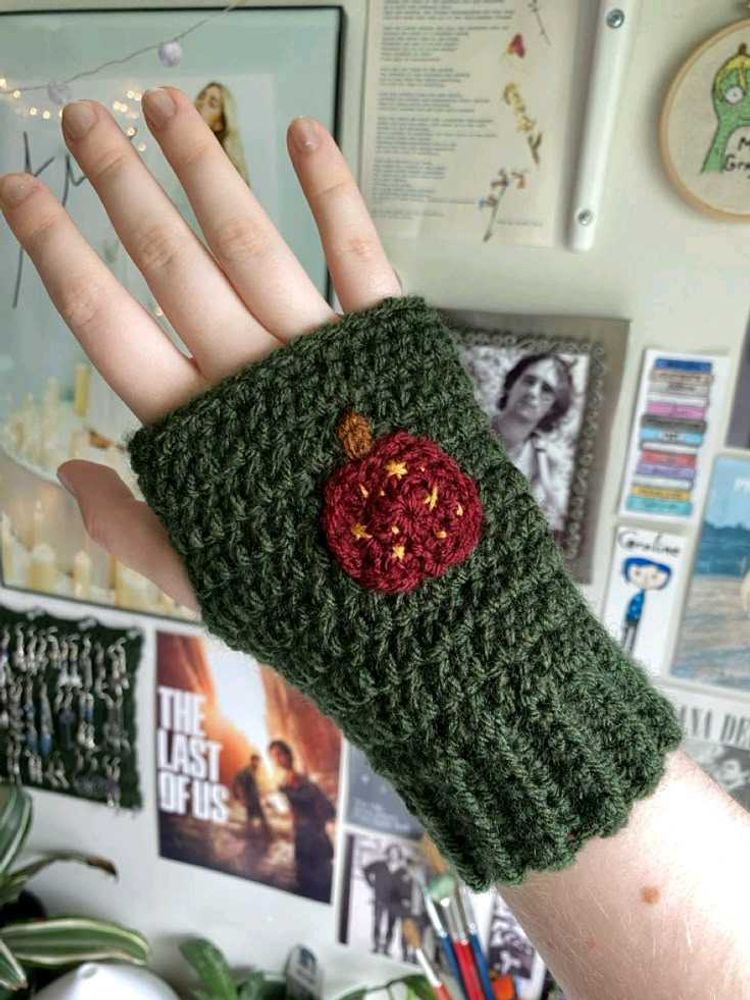 2 Crochet Wrist Warmer