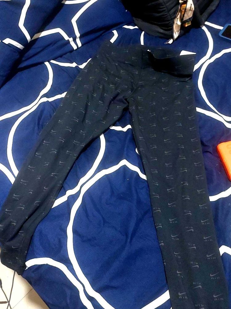 Nike All-Over Print Leggings