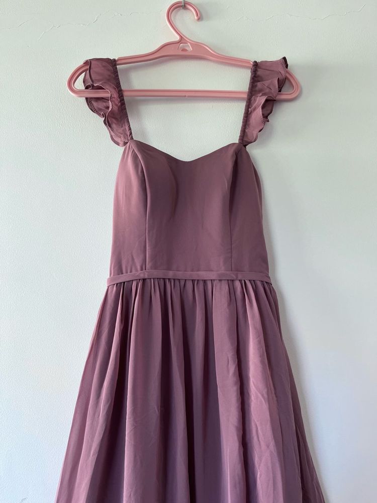new Modern princess dress👗(surplus)