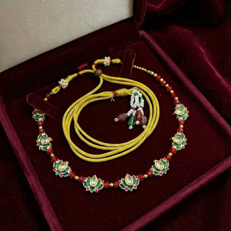 Lotus Design Necklace Set Gold plated