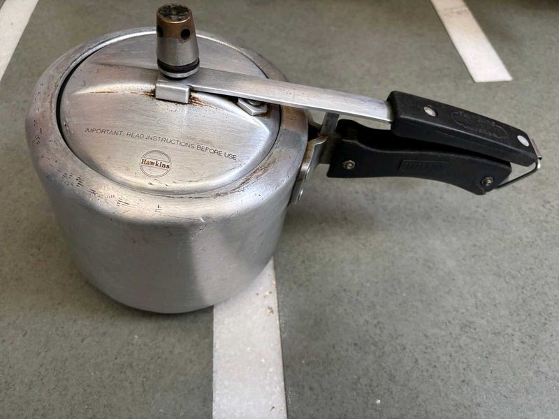 Hawkins Aluminium 3 Litre Classic Pressure Cooker