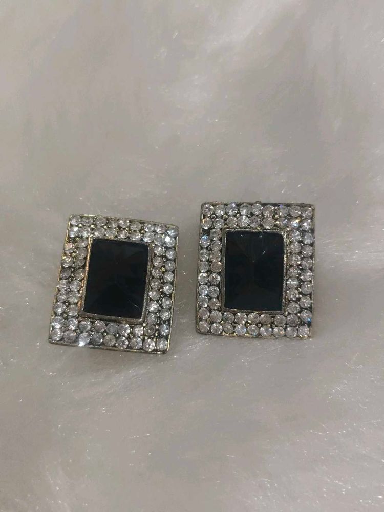 Sparkling Square Stud Earrings