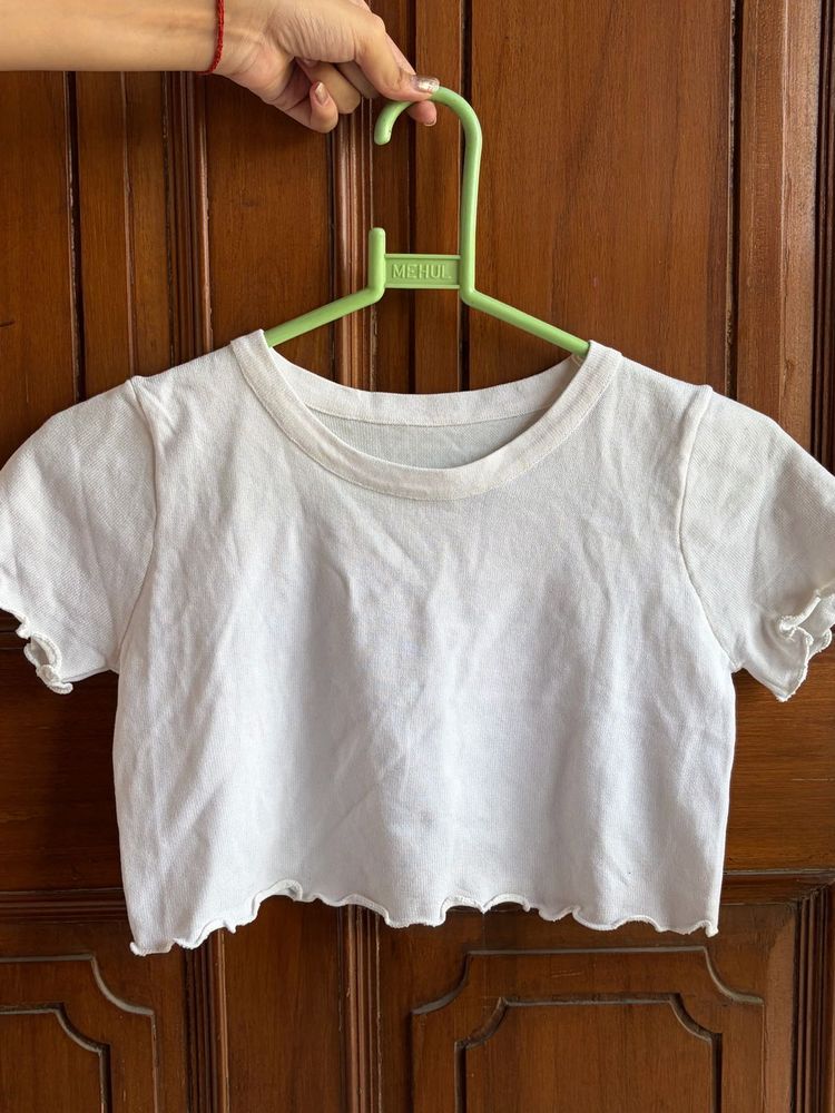 Cute White Cropped T-Shirt