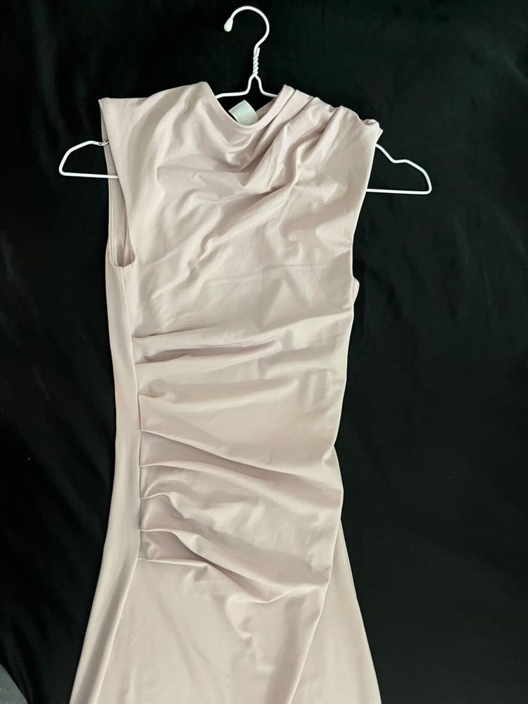 Elegant Ruched Sleeveless Dress