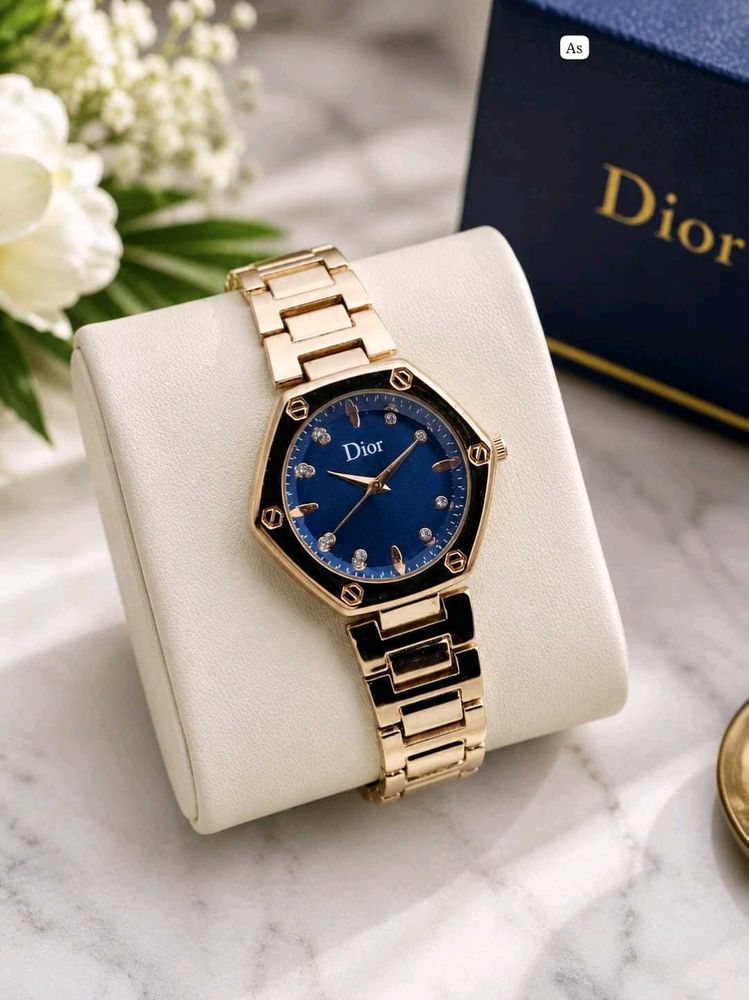 DIOR*❣️🔸 *LADIES WATCH*🔸 *PREMIUM QUALITY*
