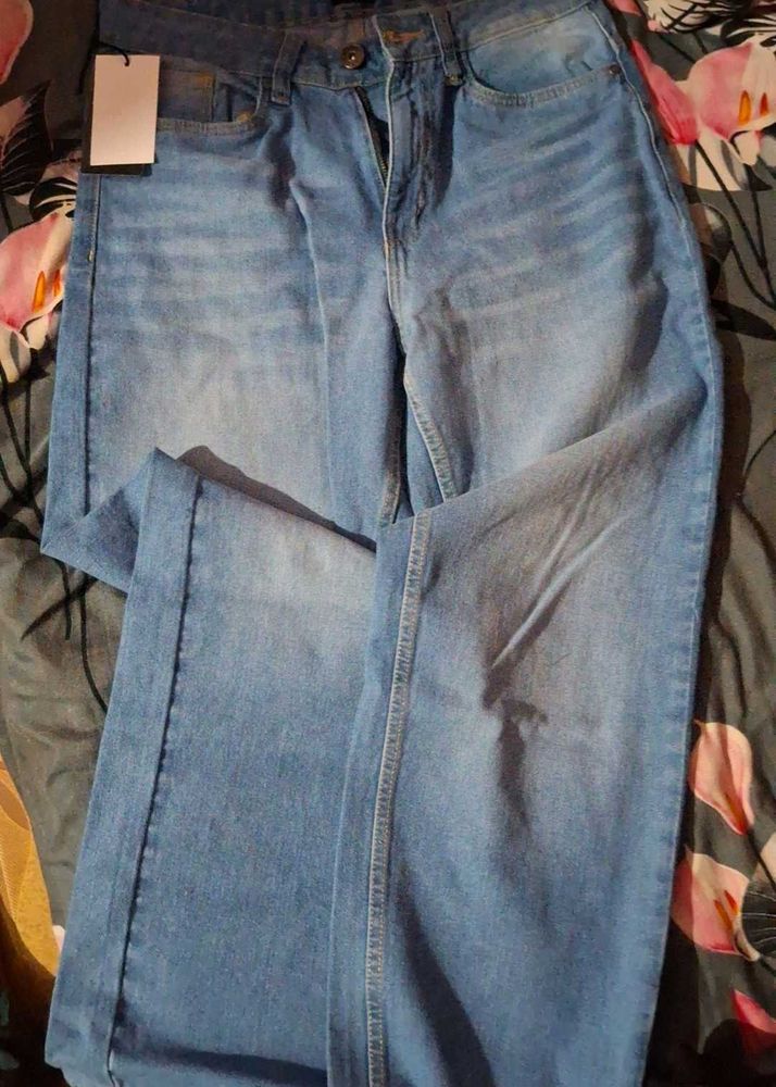 Light Wash Wide Leg Jeans