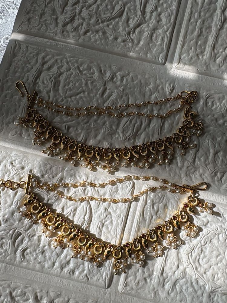 Elegant Gold Ear Chain with Pearls