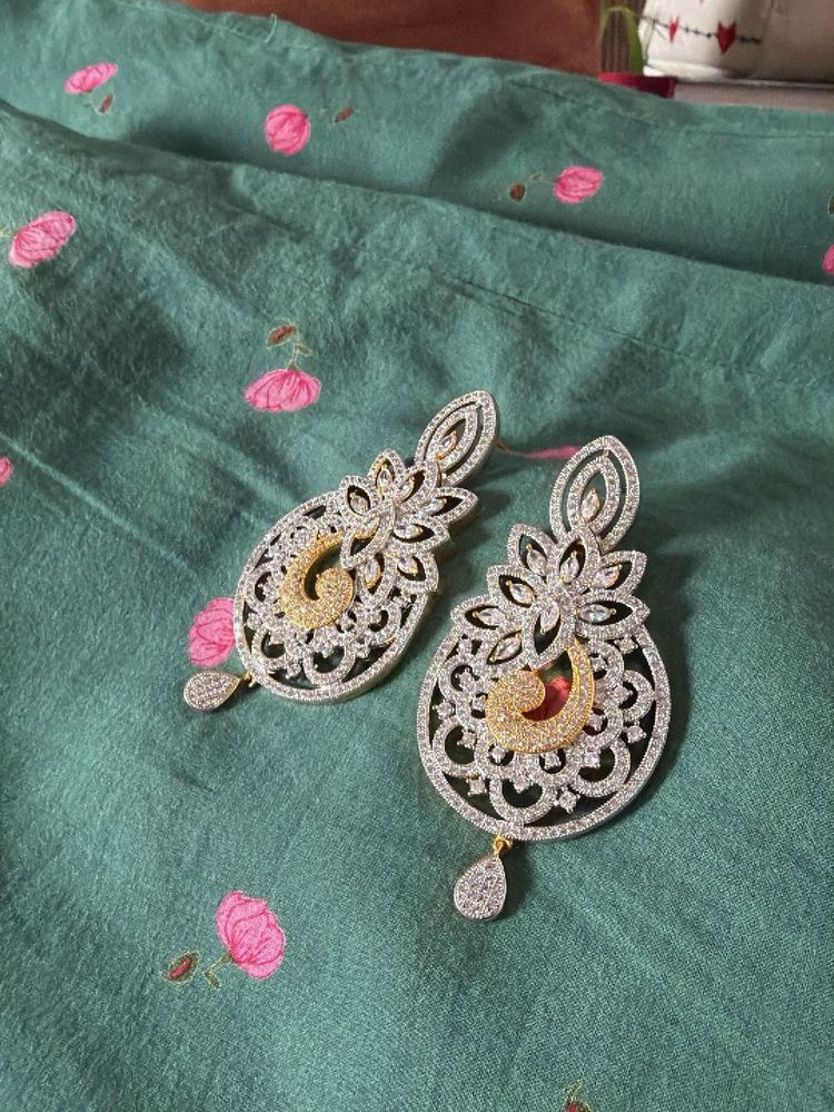 Soni Sapphire - AD big dangler studs