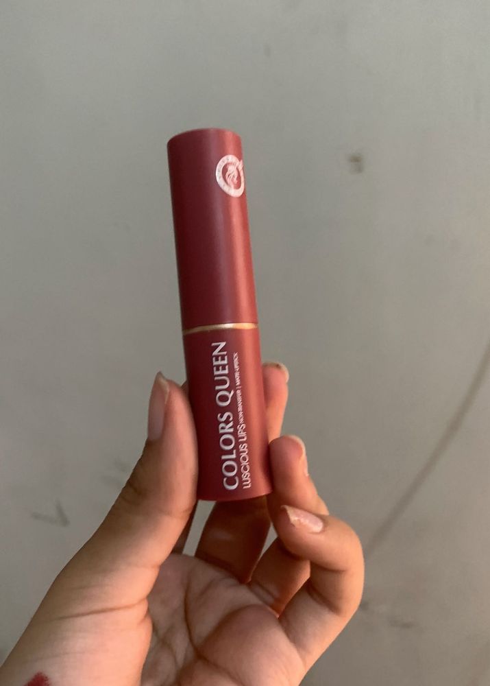 Colors Queen Lipstick - Luscious Lips