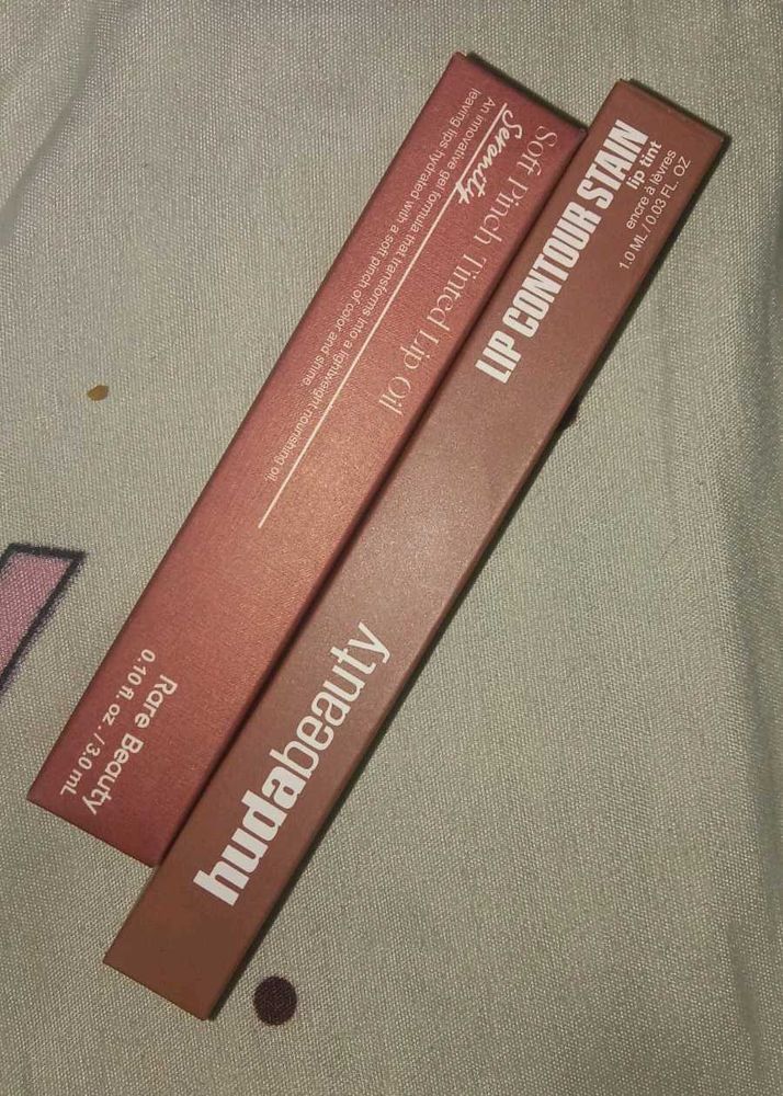 Huda &amp; Rare Beauty Comb