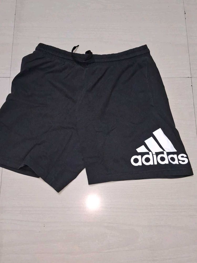 size M Adidas Black Logo Shorts of 1