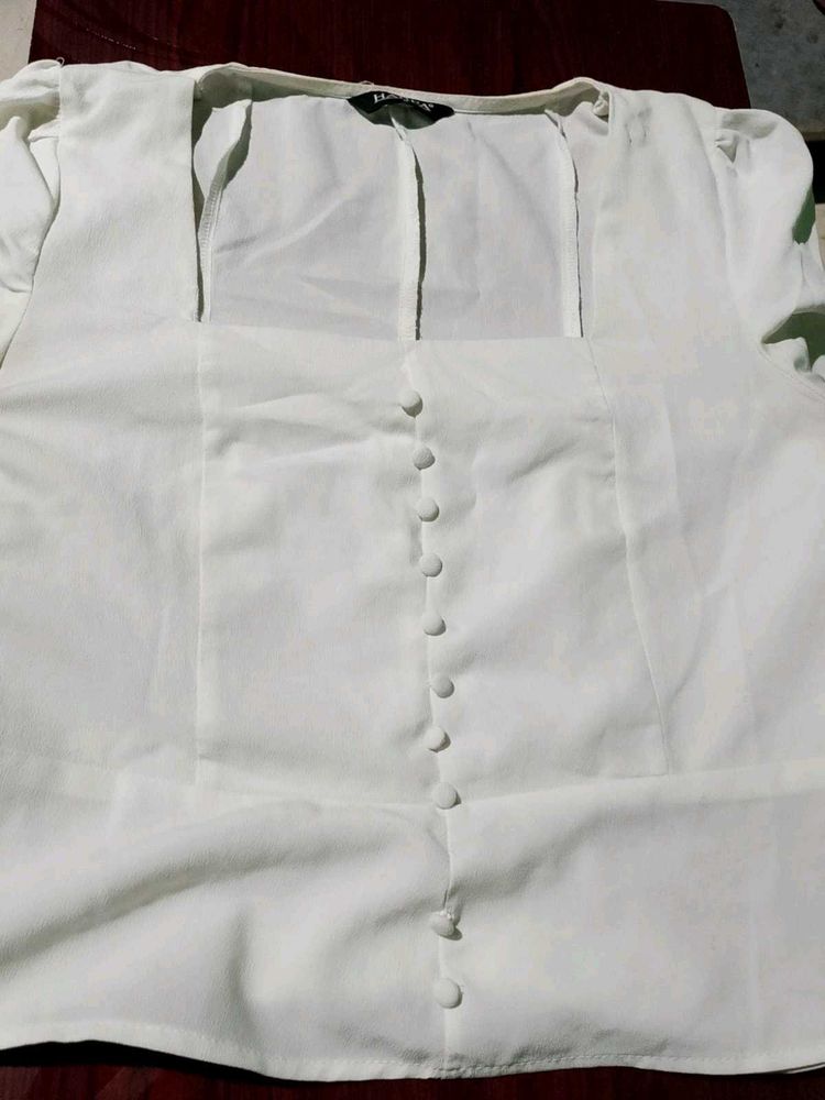 crop white top