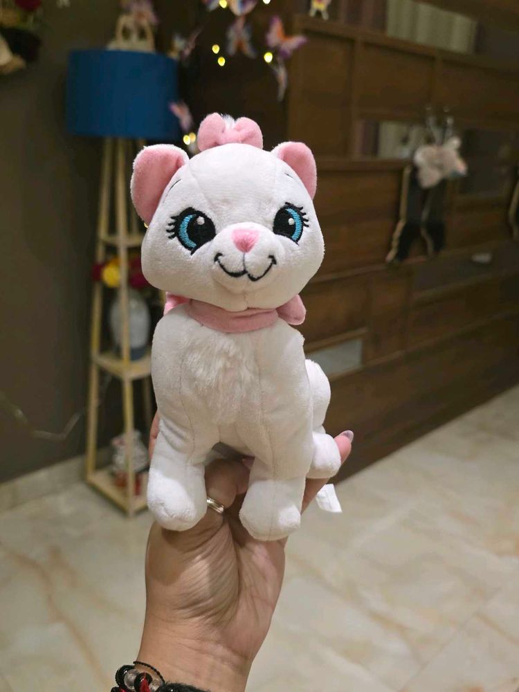 Cute White Cat Plush Toy