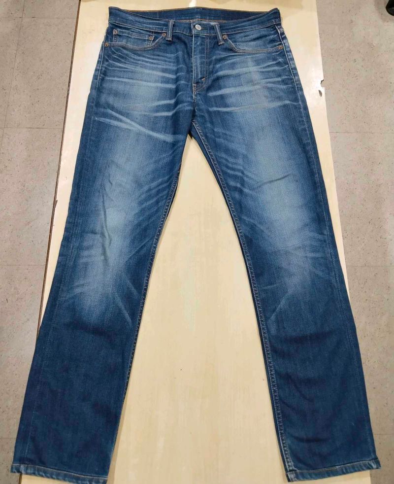 Surplus Levi's Navy Blue Straight Jeans for Men's