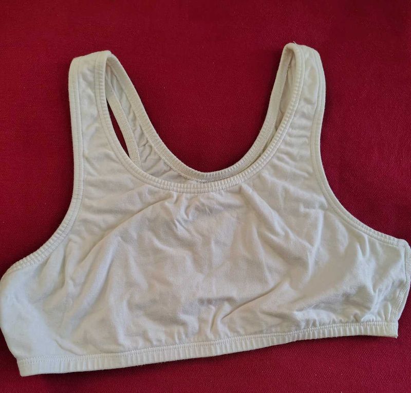 Comfortable White Sports top