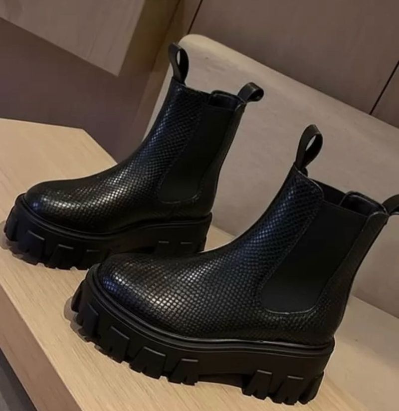 Chunky Platform Chelsea Boots