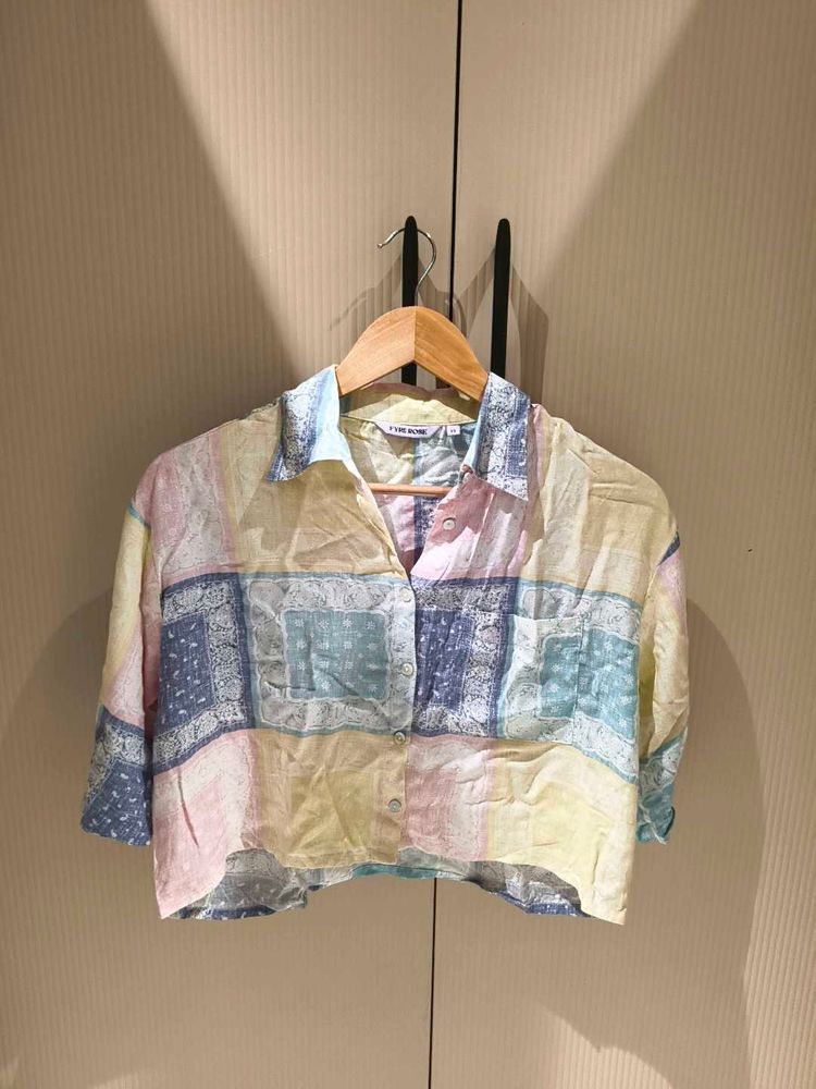 Cropped Paisley Print Button-Up Shirt