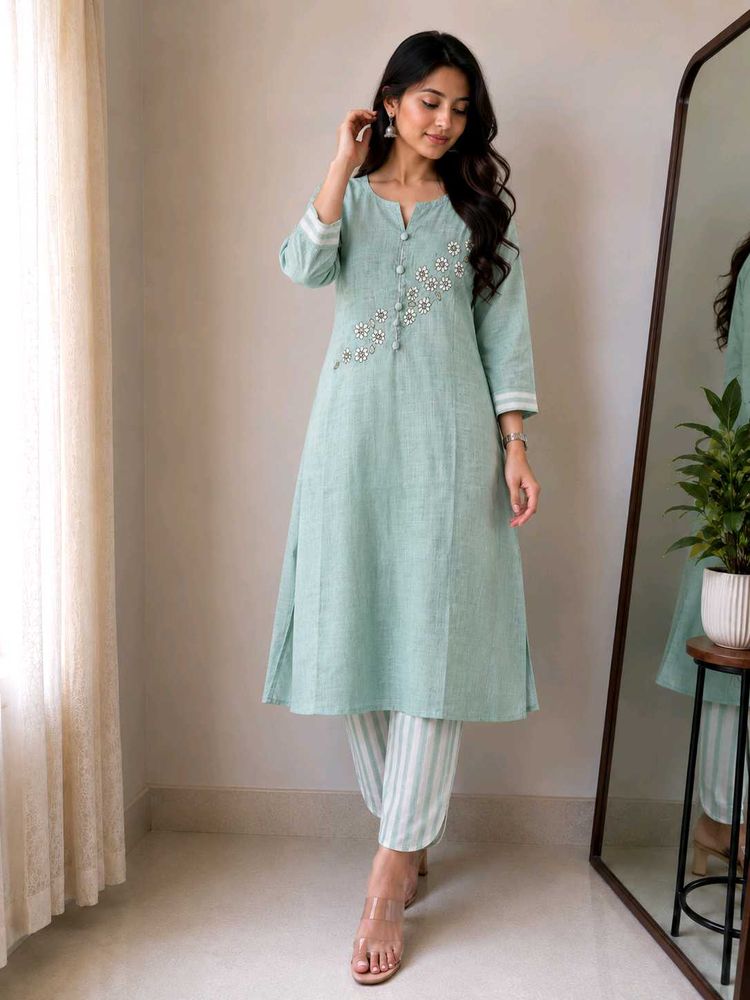 Elegant Embroidered Kurta plazzo set