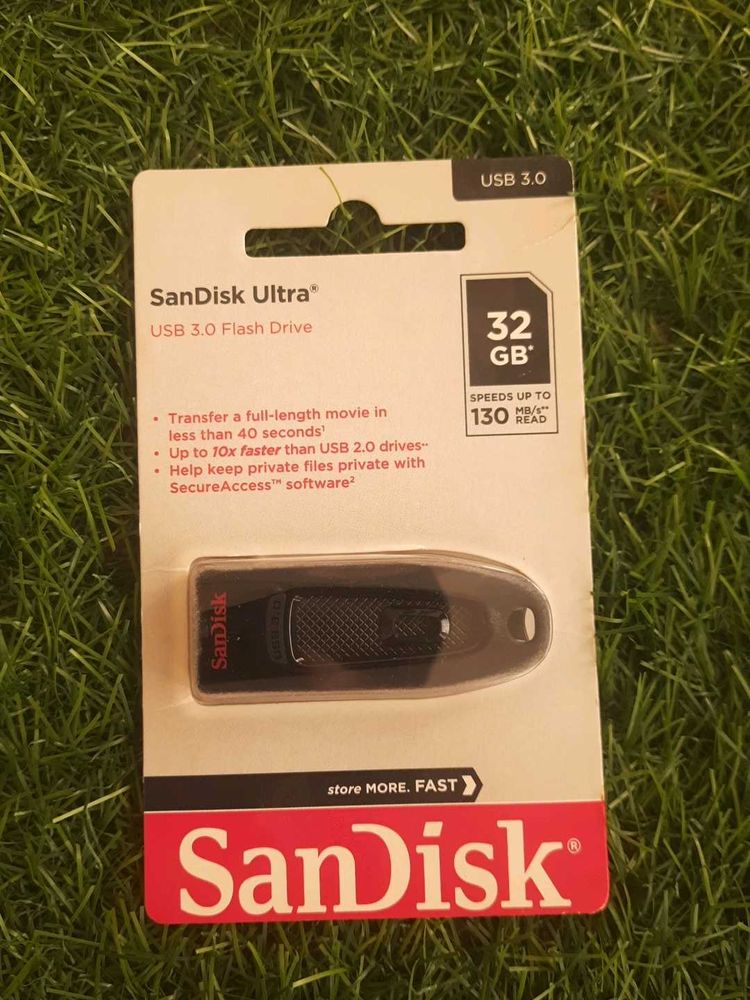 SanDisk Ultra USB 3.0 Flash Drive