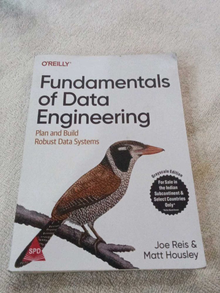 Fundamentals of Data Engineering Book
