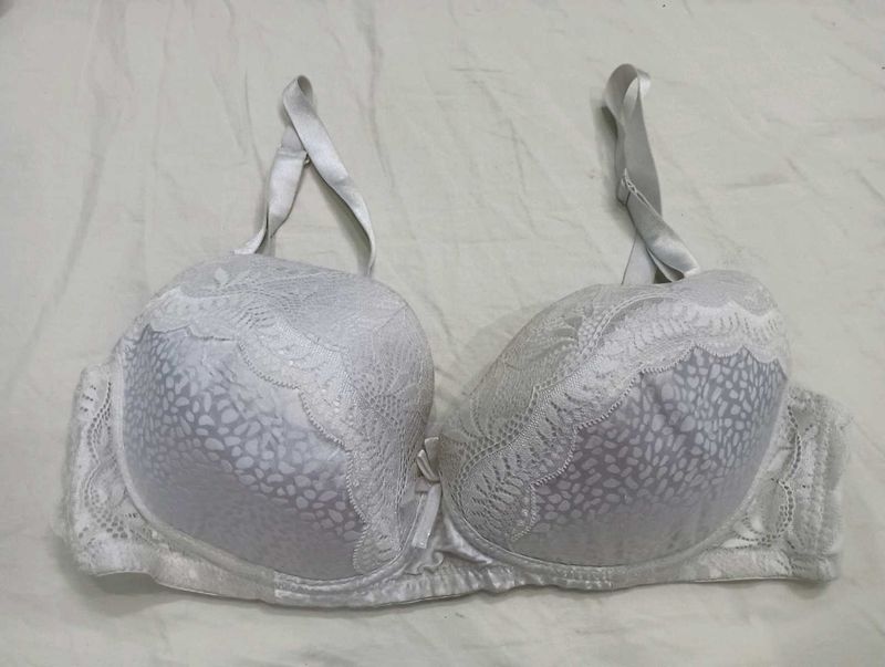 Lace Trim💙 Padded Bra