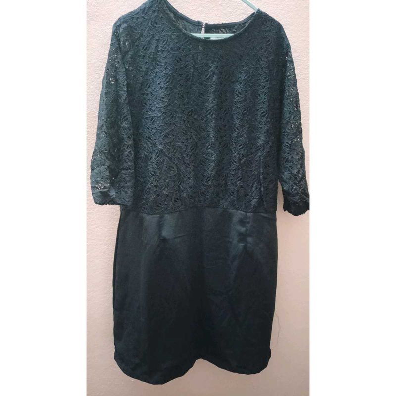 Max Mini black dress.