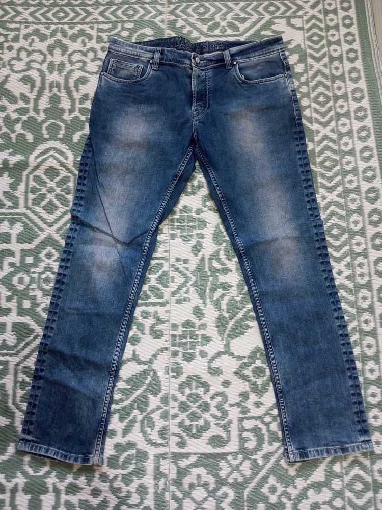 like new Lawman pg3 Men's Blue Washed Jeans