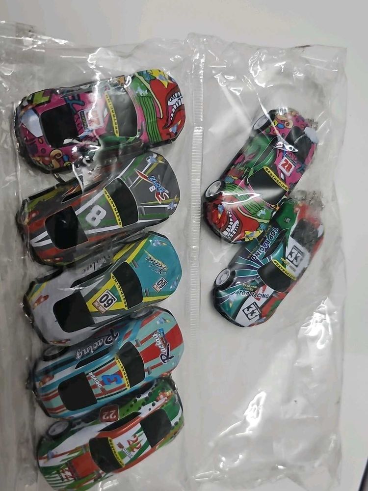 Pullback Car with Keychain