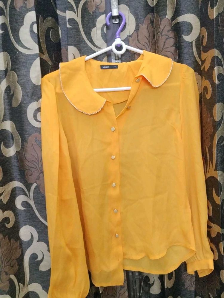 Chic Yellow Collared Button-Up Blouse