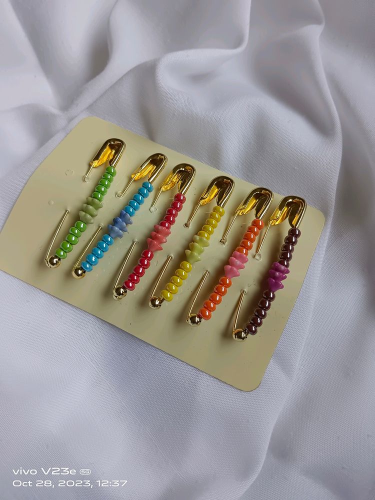 Beautiful Saree Pin 🧷