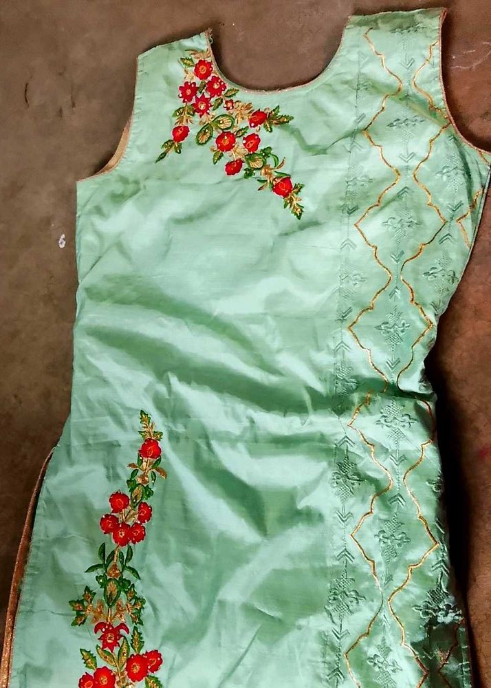 Green Embroidered long Kurti for women