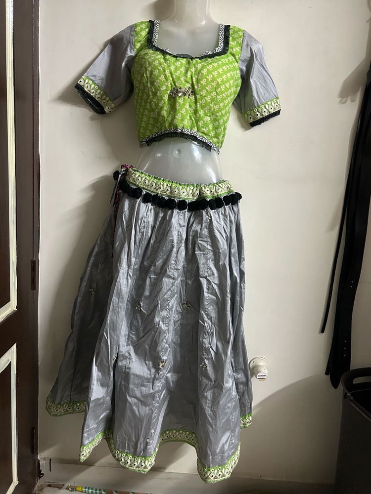 Stylish Lehenga Choli Set