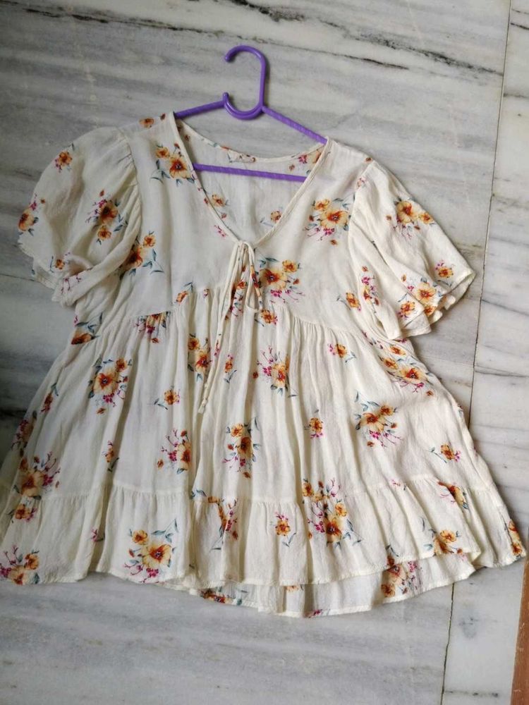 Flowy Floral Print Top