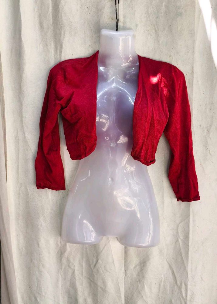 Chic Red Cropped Cardigan