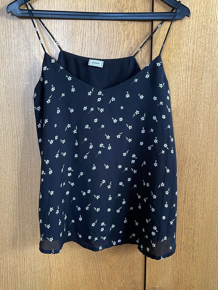 Singlet Top. can offer all 5 for 350