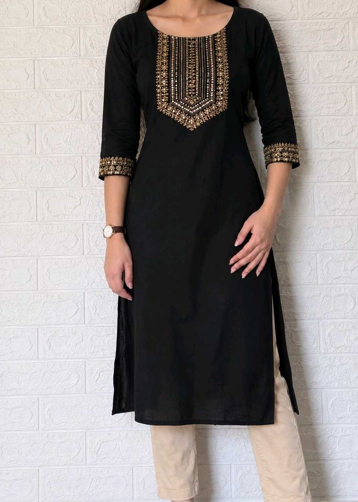 Elegant Black Kurta with Gold Embellishments