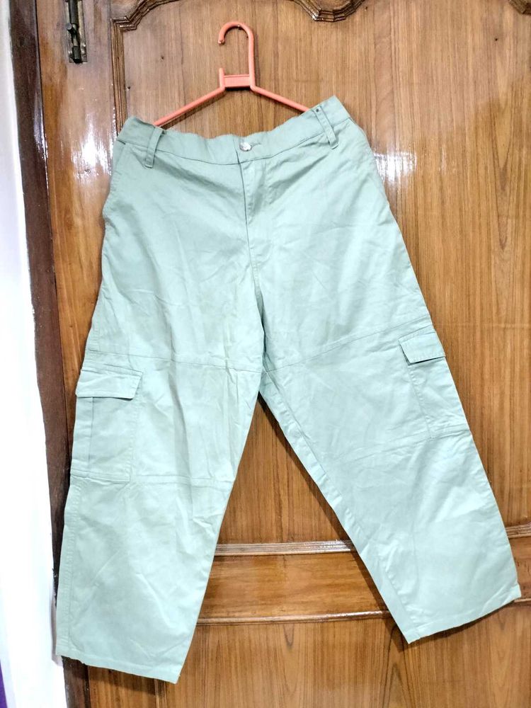 Women's Light Green Cargo Pants☘️