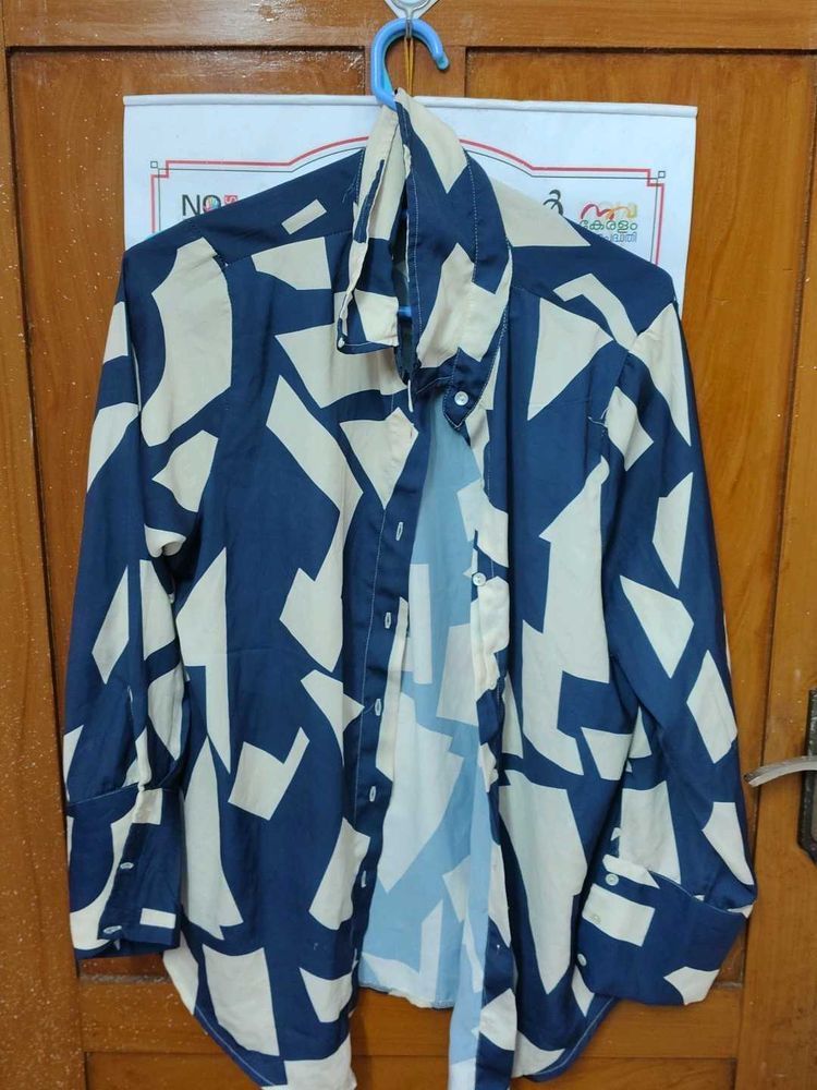 Abstract Print Button-Up Shirt