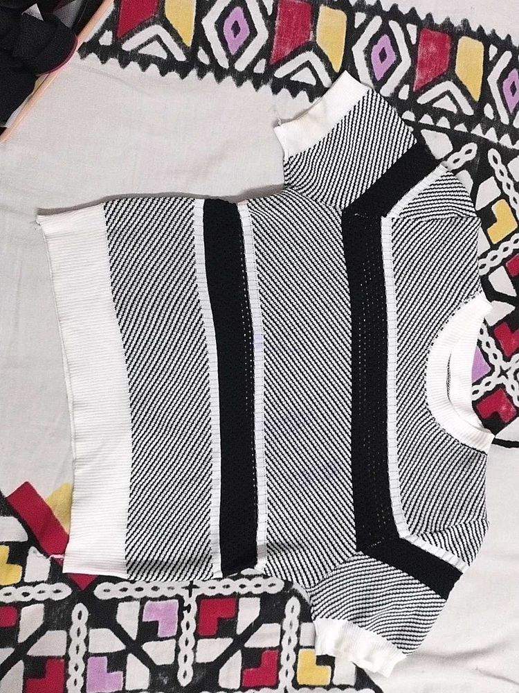 Striped Knit Top🌝🌝