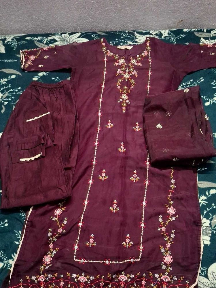 Lily &amp; Lali Branded Kurti Set