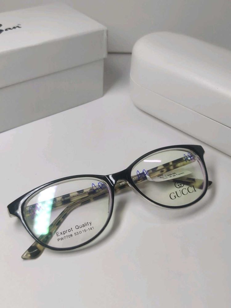 GUCCI Eyeglasses Frame Replica.