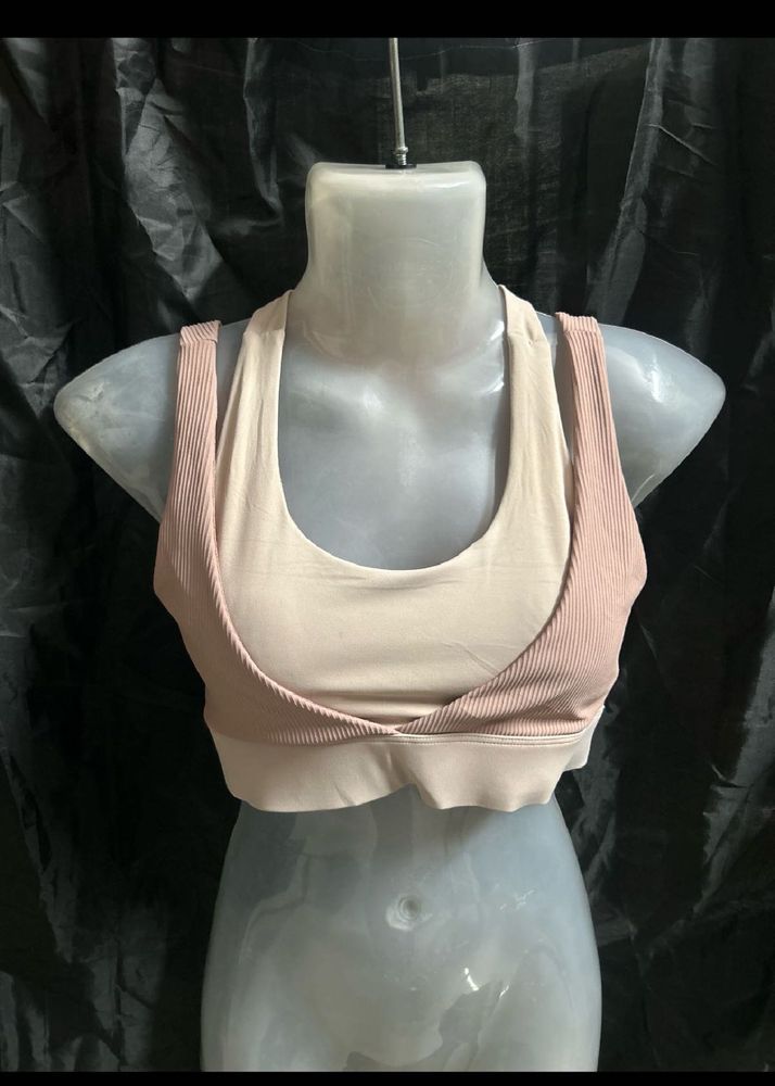 Comfortable Two-Tone Sports Bra
