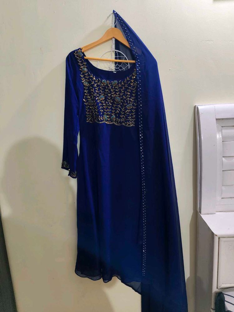 Elegant Royal Blue Embellished Kurta Set